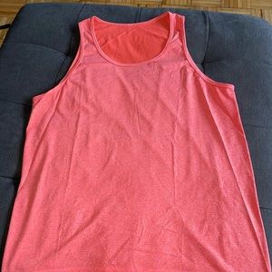 Lululemon Metal Vent Tank in Large